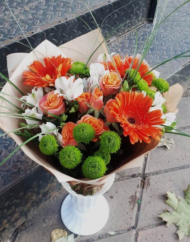 Букет цветов из: Герберы, Хризантемы, Альстромерии и Розы в Нехаевской