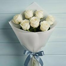 Букет 7 Белых роз Эдлесс Лав в Нехаевской