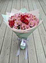 Букет цветов из:  Альстромерии в Нехаевской