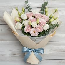Букет цветов из:  Лизиантусы в Нехаевской