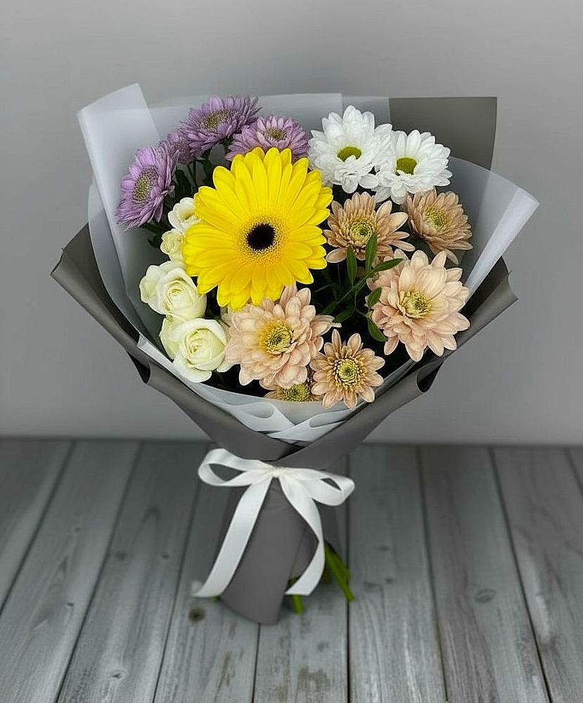 Букет цветов из: Розы, Герберы и Хризантемы в Нехаевской