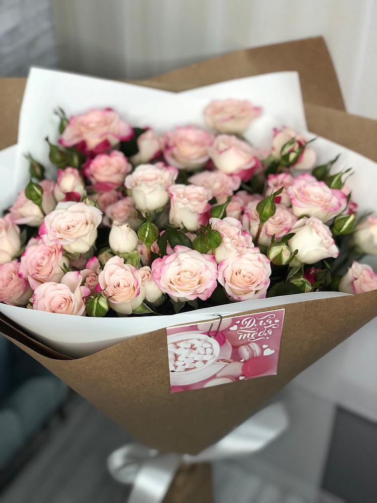 Букет цветов из: Розы в Нехаевской