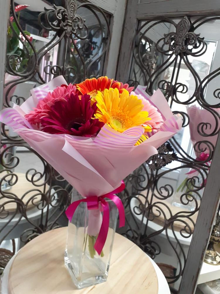 Букет цветов из: Герберы в Нехаевской