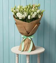 Букет цветов из:  Лизиантусы в Нехаевской