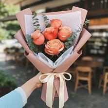 Букет цветов из:  Розы в Нехаевской