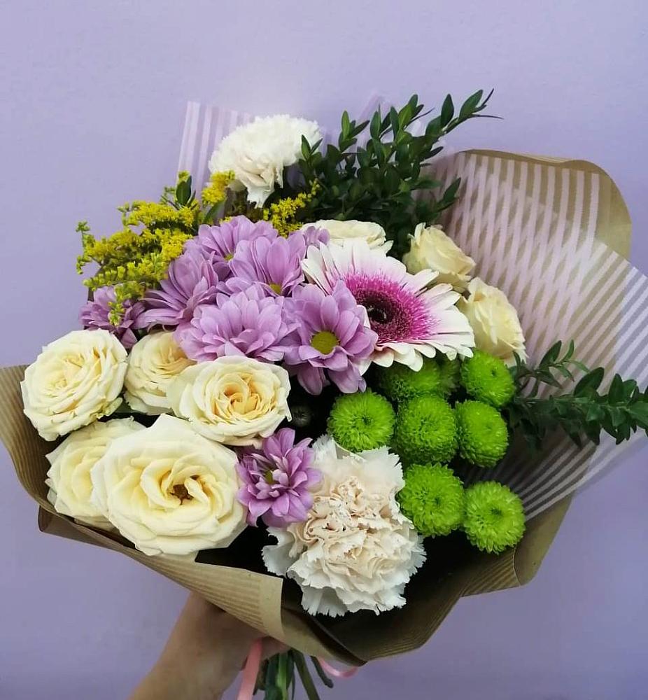 Букет цветов из: Хризантемы, Розы, Гвоздики и Герберы в Нехаевской