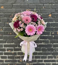 Букет цветов из:  Герберы и Хризантемы в Нехаевской