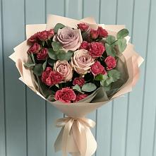 Букет цветов из:  Гвоздики и Розы в Нехаевской